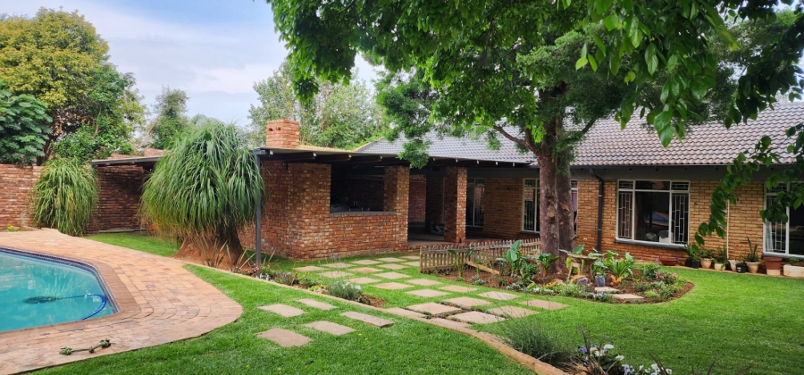 4 Bedroom Property for Sale in Doringkruin North West